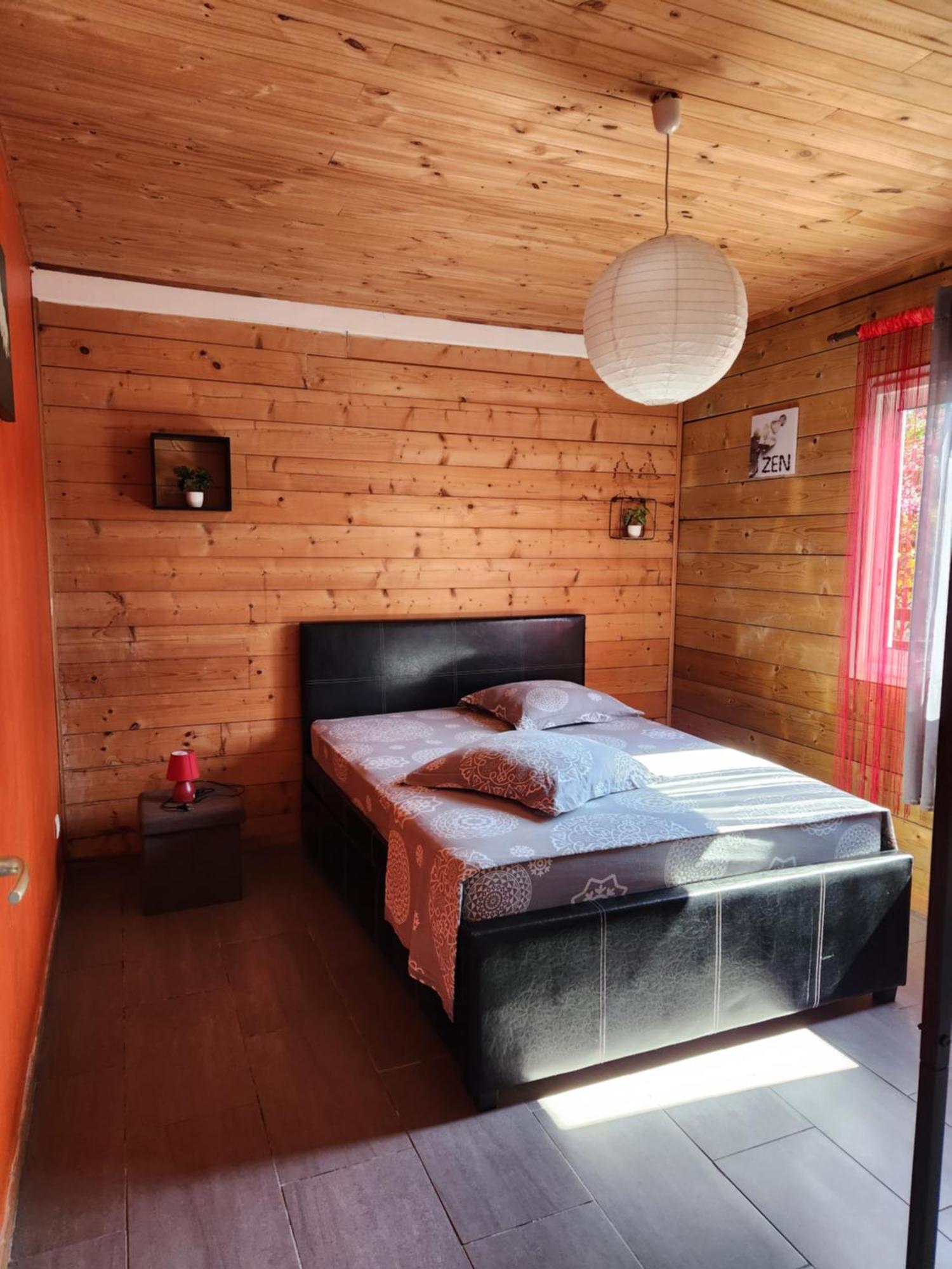 R'Marine439 Locations Saisonnieres Villa La Marine Room photo